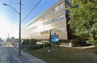 136 BAYFIELD Street Unit# 203 Barrie Ontario L4M 3B3