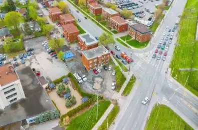 1420-24 Carling Avenue Carlington - Central Park Ontario K1Z 7L8