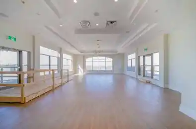 5698 Main Street Unit# Pent House Niagara Falls Ontario L2G 5Z3