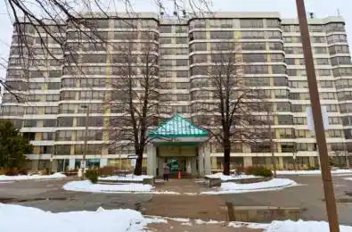310 Mill Street Unit# 202 Brampton Ontario L6Y 3B1