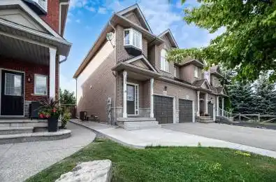 2062 Redstone Crescent Oakville Ontario L6M 5B1