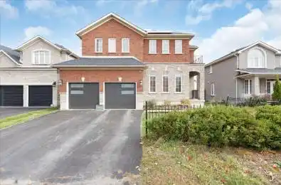 3 Prince Williams Way Barrie Ontario L4N 0Y9