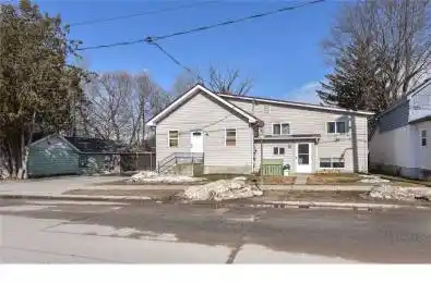 148 Dunedin Street Unit# A Orillia Ontario L3V 5T7