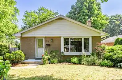32 Maxwell Crescent London North Ontario N5X 1Z1