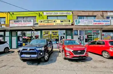 1702 Jane Street Toronto W04 Ontario M9N 2S4
