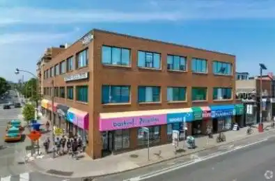 726 Bloor Street Unit# 205 Toronto C02 Ontario M6G 1L4