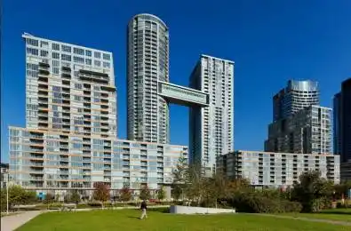 15 Iceboat Terrace Unit# 2916 Toronto C01 Ontario M5V 4A5