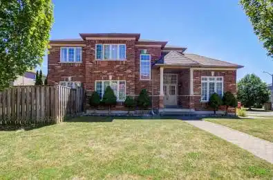 25 Abilene Court Richmond Hill Ontario L4C 0S5