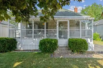 707 Athol Street Whitby Ontario L1N 4A1