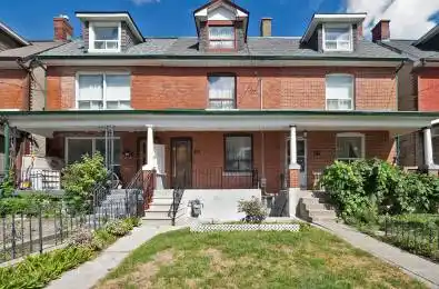 60 Ulster Street Toronto C01 Ontario M5S 1E5