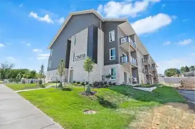 158 Heritage Park Drive Unit# 103 Greater Napanee Ontario K7R 3X8