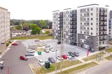 595 Strasburg Road Unit# 901 Kitchener Ontario N2E 4J1