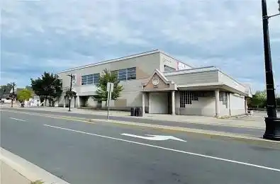 5500 Victoria Avenue Unit# Upper Second Floor Niagara Falls Ontario L2