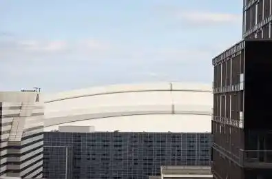 327 King Street Unit# 2102 Toronto C01 Ontario M5V 0W7