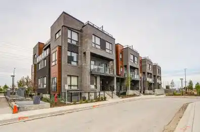 18 Lytham Green Circle Unit# 11 Newmarket Ontario L3Y 0H4