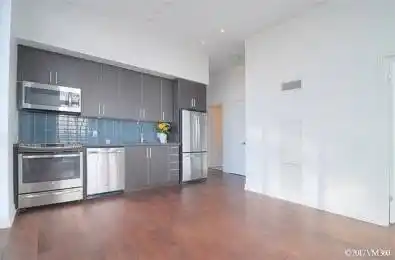 2212 Lake Shore Blvd W Boulevard Unit# PH05 Toronto W06 Ontario M8V 0C