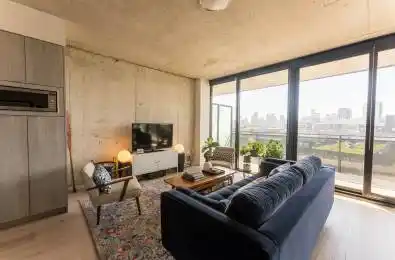 21 Lawren Harris Square Unit# 807 Toronto C08 Ontario M5A 0T4