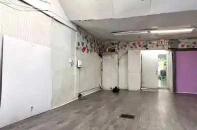 564 Dundas Street Toronto C01 Ontario M5T 1H5