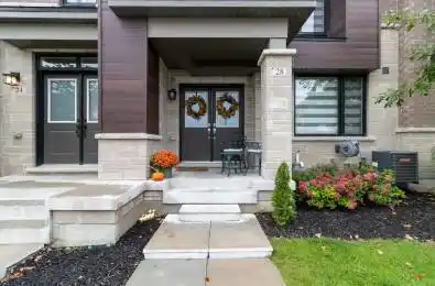 28 Holyrood Crescent Vaughan Ontario L4H 5G2