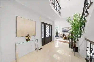 35 Benville Crescent Aurora Ontario L4G 7K3