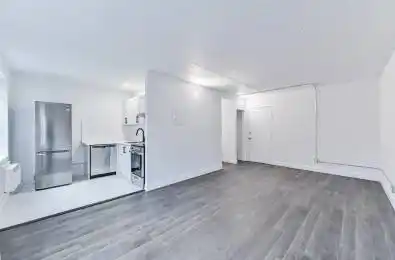 325 Sammon Avenue Unit# 207 Toronto E03 Ontario M4J 2A1