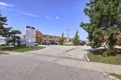 160 Applewood Crescent Unit# 17 Vaughan Ontario L4K 4H2