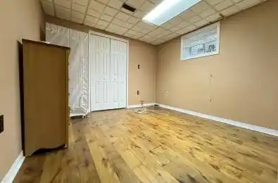 186 Henderson Avenue Markham Ontario L3T 2L5