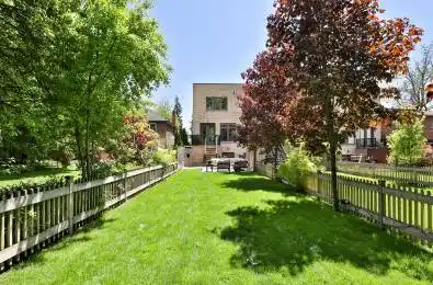 176 Lawrence Avenue Toronto C04 Ontario M4N 1T1