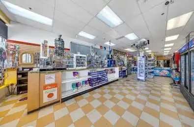 2650 Lawrence Avenue Unit# 8 Toronto E09 Ontario M1P 2S1