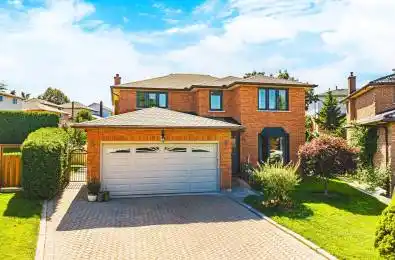 19 Glenhaven Court Hamilton Ontario L9C 7G4