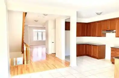 56 Gordon Circle Newmarket Ontario L3Y 0C9