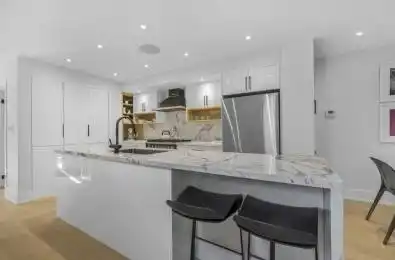 10 Walker Avenue Unit# 125 Toronto C02 Ontario M4V 1G2