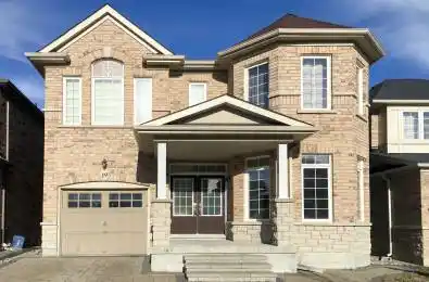 19 Fred Mclaren Boulevard Markham Ontario L6E 0L3