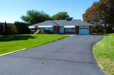 12 Darlington Boulevard Clarington Ontario L1E 2J7