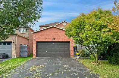 905 Rambleberry Avenue Pickering Ontario L1V 5Y1