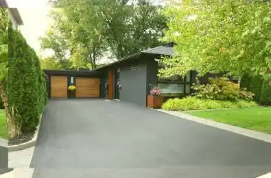 1376 Northmount Avenue Mississauga Ontario L5E 1Y5