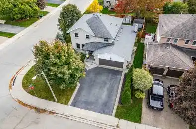 2 GIFFIN Road Hamilton Ontario L9H 6S1