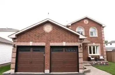 9 Whitehorn Crescent Barrie Ontario L4N 8E3