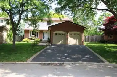 1303 Henley Place Oakville Ontario L6H 2W1