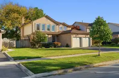 3214 Tania Crescent Burlington Ontario L7M 3N4