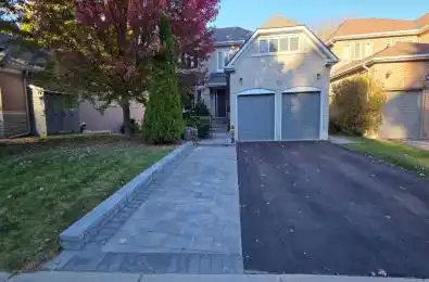 337 Carruthers Avenue Newmarket Ontario L3X 2B7