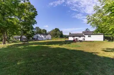 019185 6 Highway Georgian Bluffs Ontario N0H 2T0