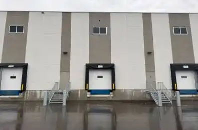 115 Addison Hall Circle Unit# 6B Aurora Ontario L4G 7C7