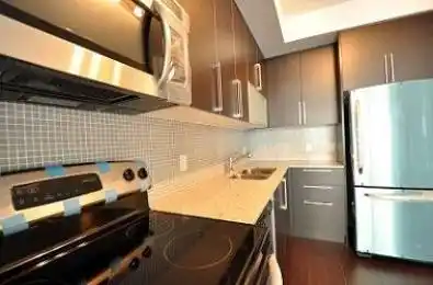 16 Brookers Lane Unit# 408 Toronto W06 Ontario M8V 0A5