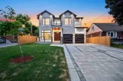 186 Phyllis Avenue Toronto E08 Ontario M1M 1Y8