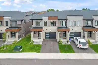53 Southam Lane Hamilton Ontario L9C 0E7