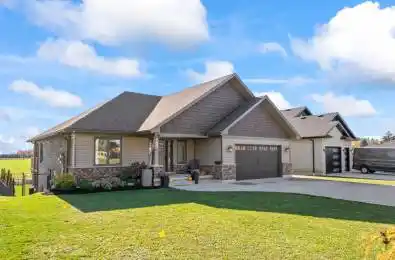 18 MINTO Street Minto Ontario N0G 1M0