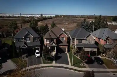 34 Laurentide Crescent Brampton Ontario L6P 1Y4