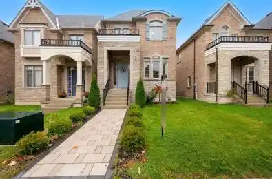 35 Clara May Avenue East Gwillimbury Ontario L9N 0R4