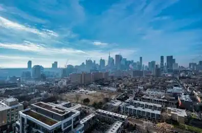 225 Sackville Street Unit# 2205 Toronto C08 Ontario M5A 0B9